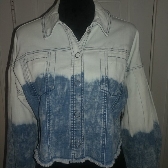INC International Concepts: 2-Tone Crop Denim Jacket W/Balloon Sleeves - Size S - Picture 5 of 9